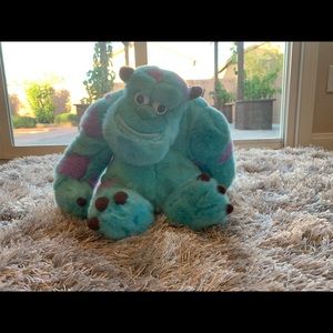 sullivan plush